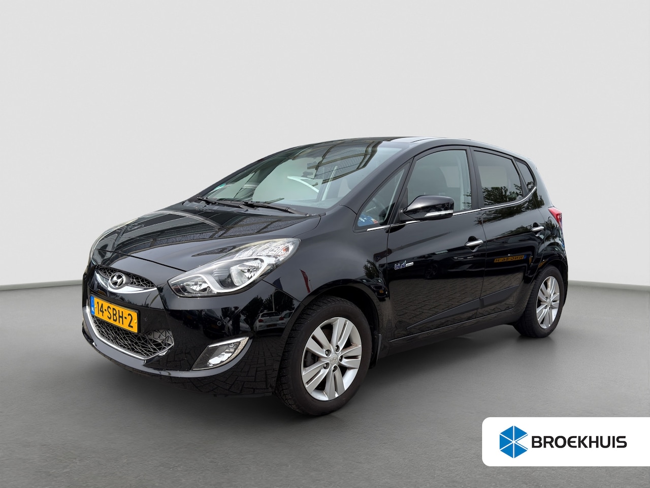 Hyundai ix20 - 1.6i i-Catcher Panoramadak | Trekhaak | Leder | Stoelverwarming | Full map navigatie | Cam - AutoWereld.nl