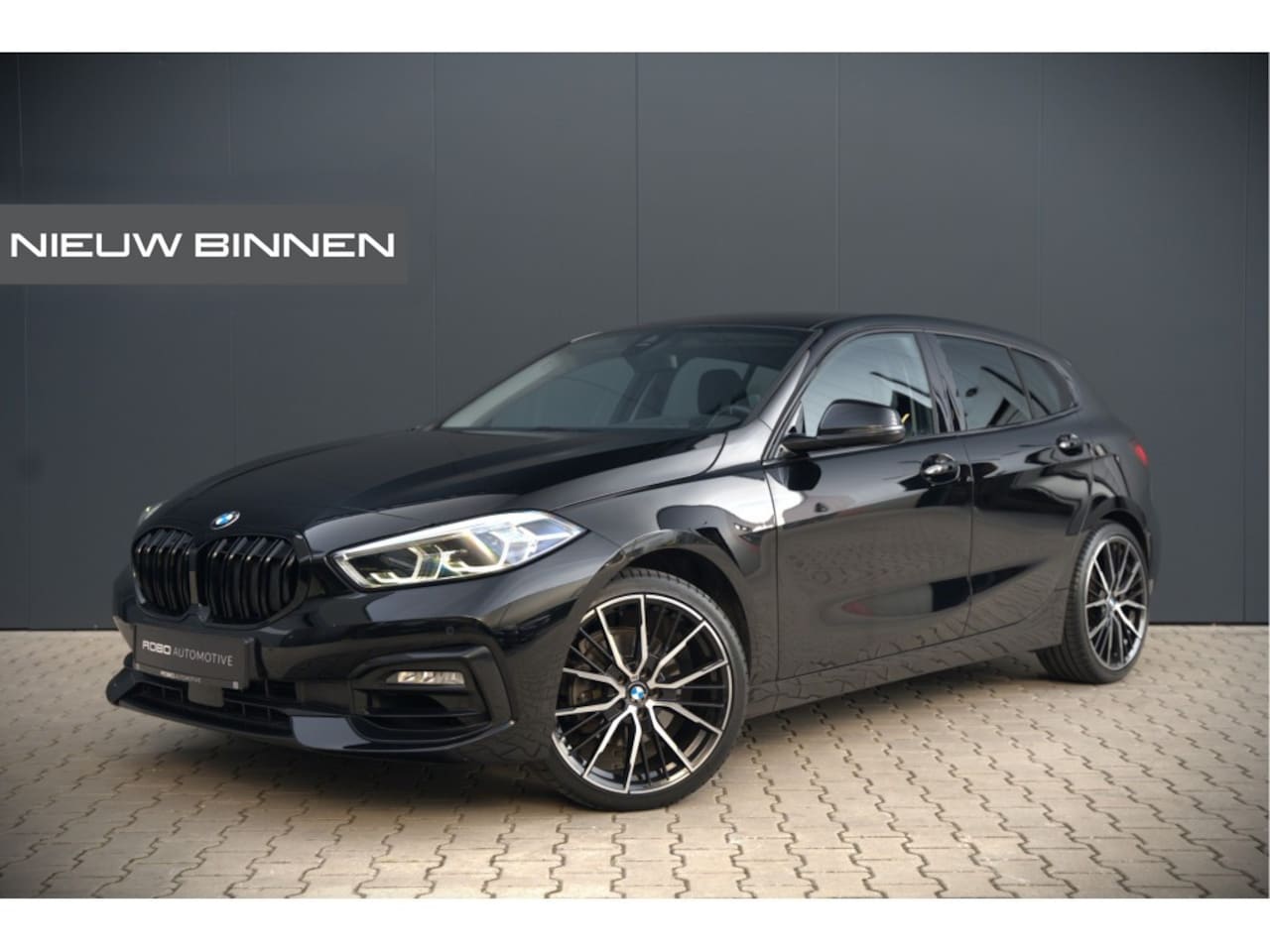 BMW 1-serie - 118i Executive Sportline | Cruise Contol | Ambiance Verlichting | Navigatie | Keyless | Pa - AutoWereld.nl