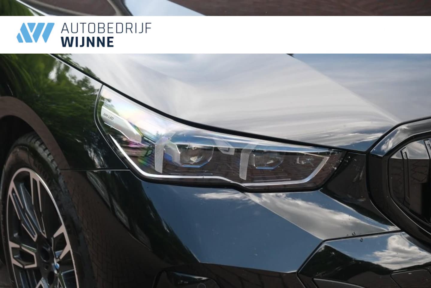 BMW 5-serie - 520i 190pk Aut. M Sport | Panoramadak | Carbon | 360° Camera | Keyless | Head-Up Display | - AutoWereld.nl