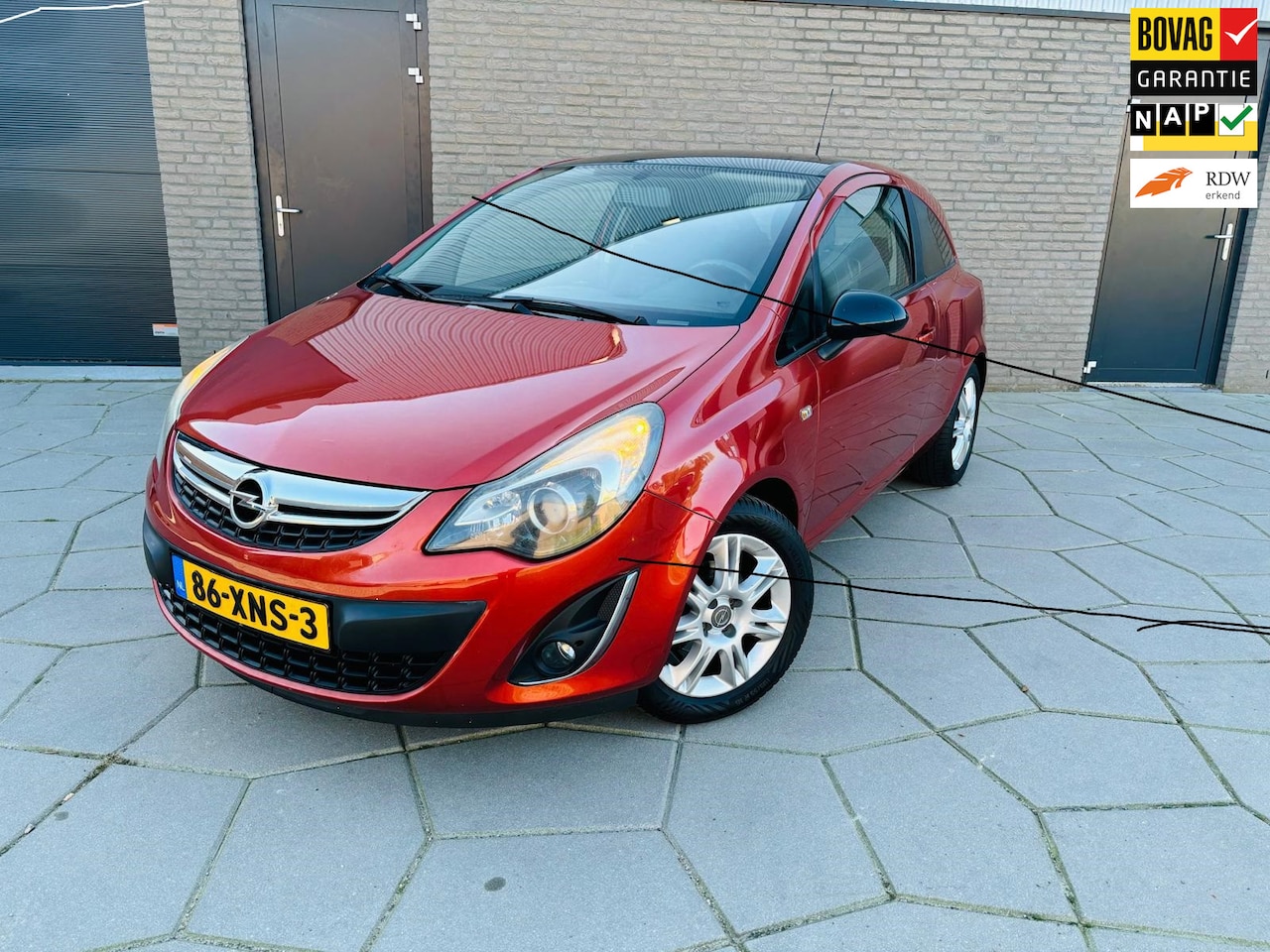 Opel Corsa - 1.2 EcoFlex Color Edition|AIRCO| LPG 3 onderbouw|Two-Tone|Trekhaak|Navi - AutoWereld.nl