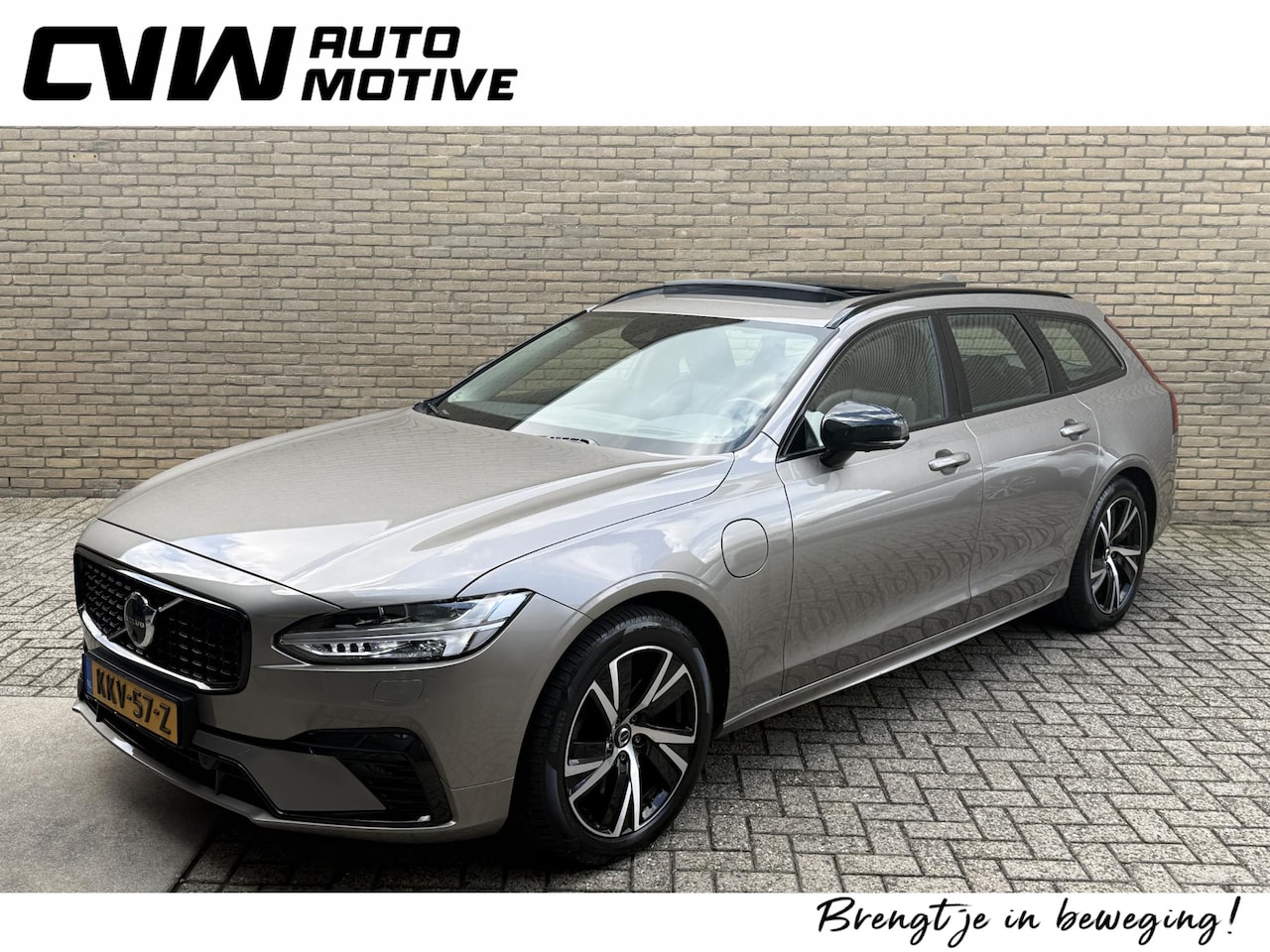 Volvo V90 - 2.0 T6 340pk AWD Recharge | Panoramadak | 360 camera | Adaptieve cruise | Trekhaak wegklap - AutoWereld.nl