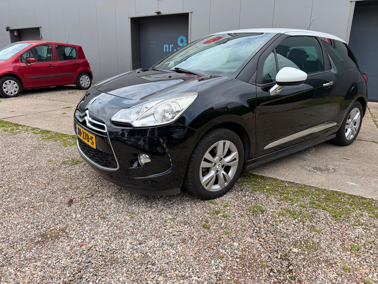 Citroën DS3 - 1.2 PureTech So Chic 1.2 PureTech So Chic - AutoWereld.nl