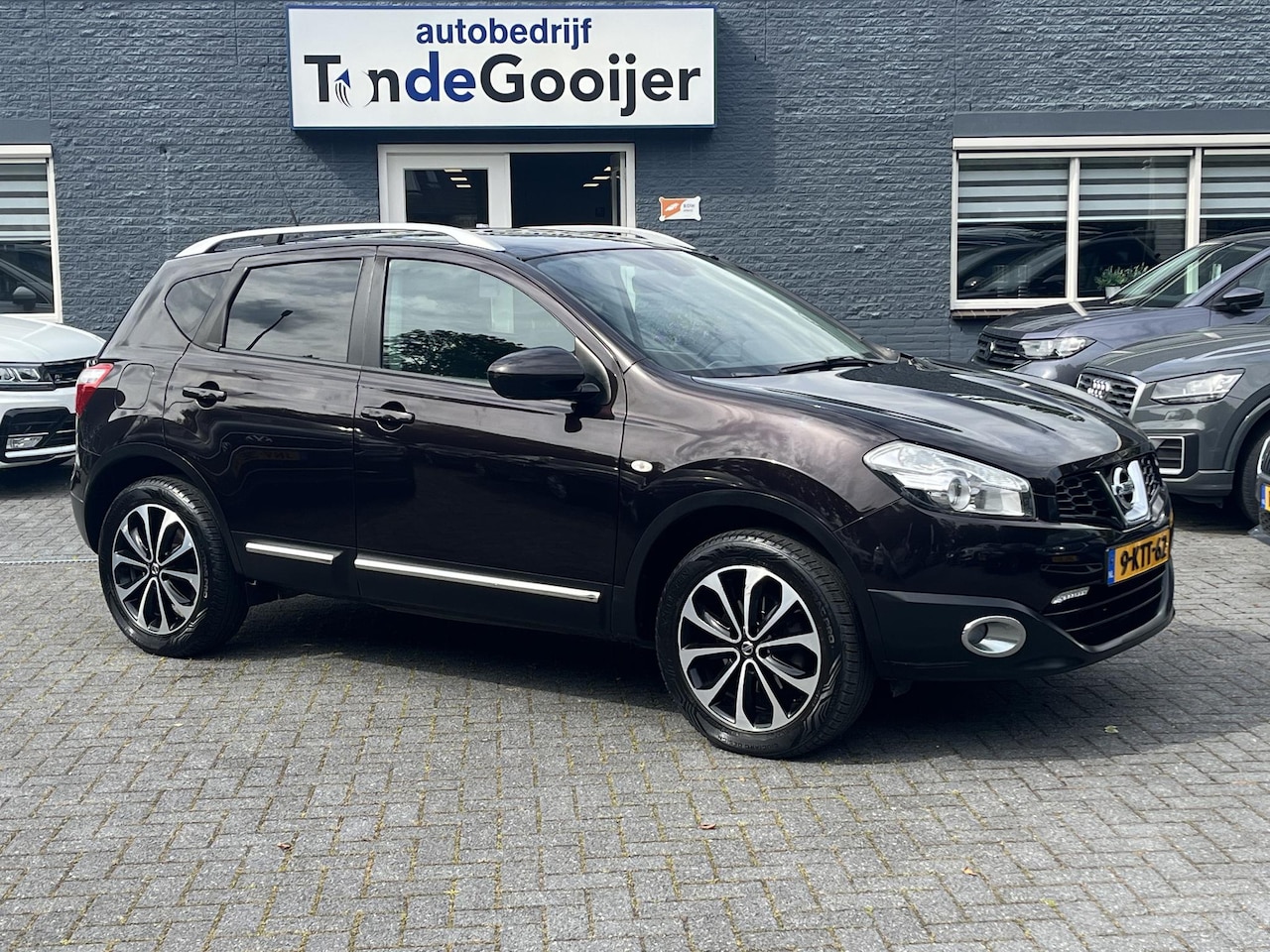 Nissan Qashqai - 1.6 Connect Edition | NAV. | CAMERA | PANORAMADAK | TREKHAAK | - AutoWereld.nl