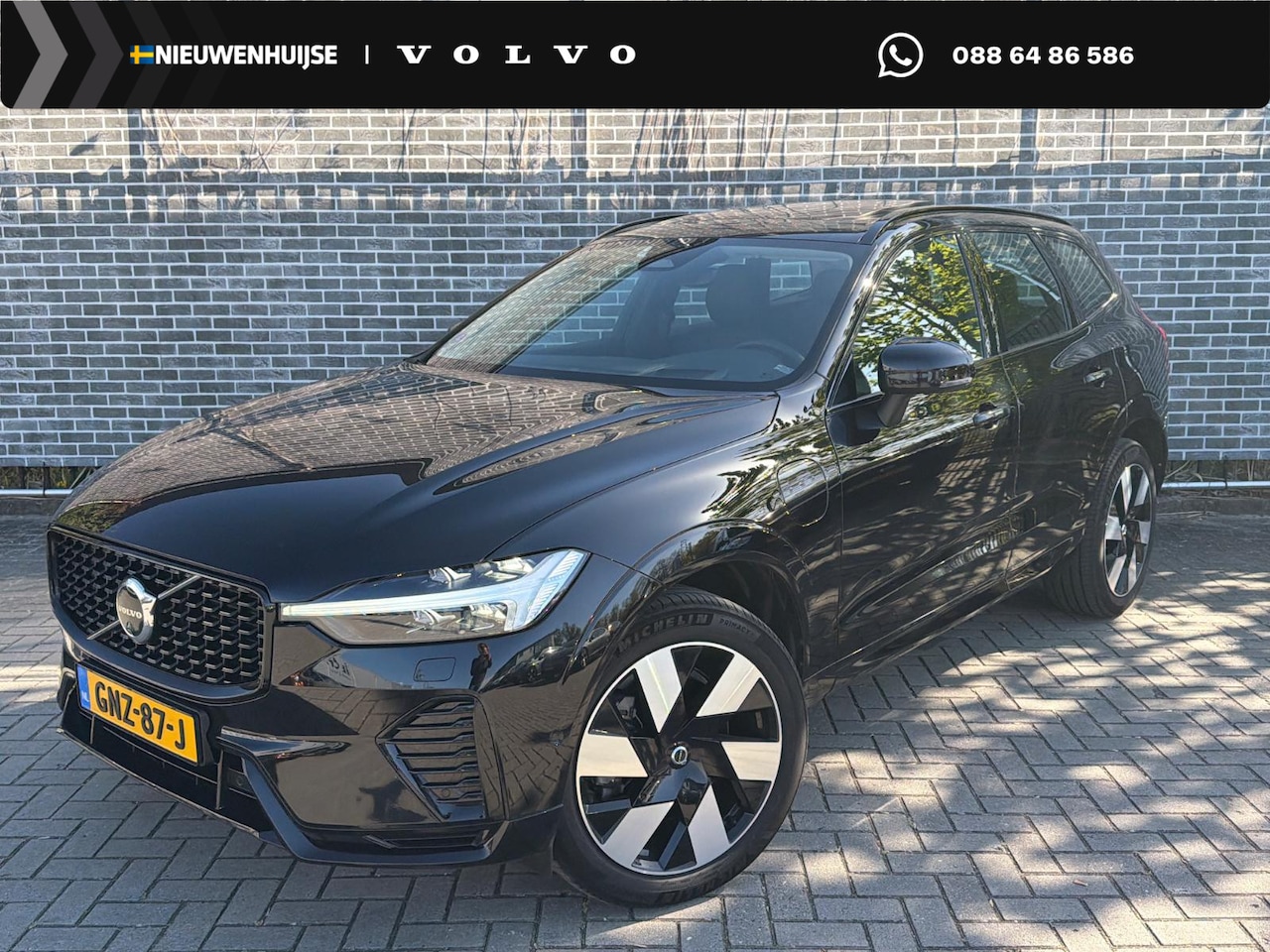 Volvo XC60 - 2.0 T6 Plug-in Hybrid AWD Ultimate Dark | PHEV | Trekhaak | 360 Graden Camera | Panoramada - AutoWereld.nl