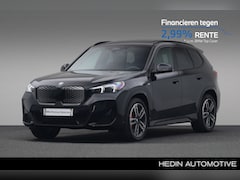 BMW iX1 - eDrive20 67 kWh M Sport Edition | Achteruitrijcamera | Comfort Access | verwarmde voorstoe