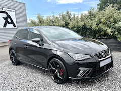 SEAT Ibiza - 1.5 TSI EVO FR 150PK Led|Nav|Camera|Carplay Zwart