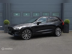 Volvo XC60 - 2.0 T8 Twin Engine AWD R-Design|HUD|Pano|Camera|Stuurverwarming|