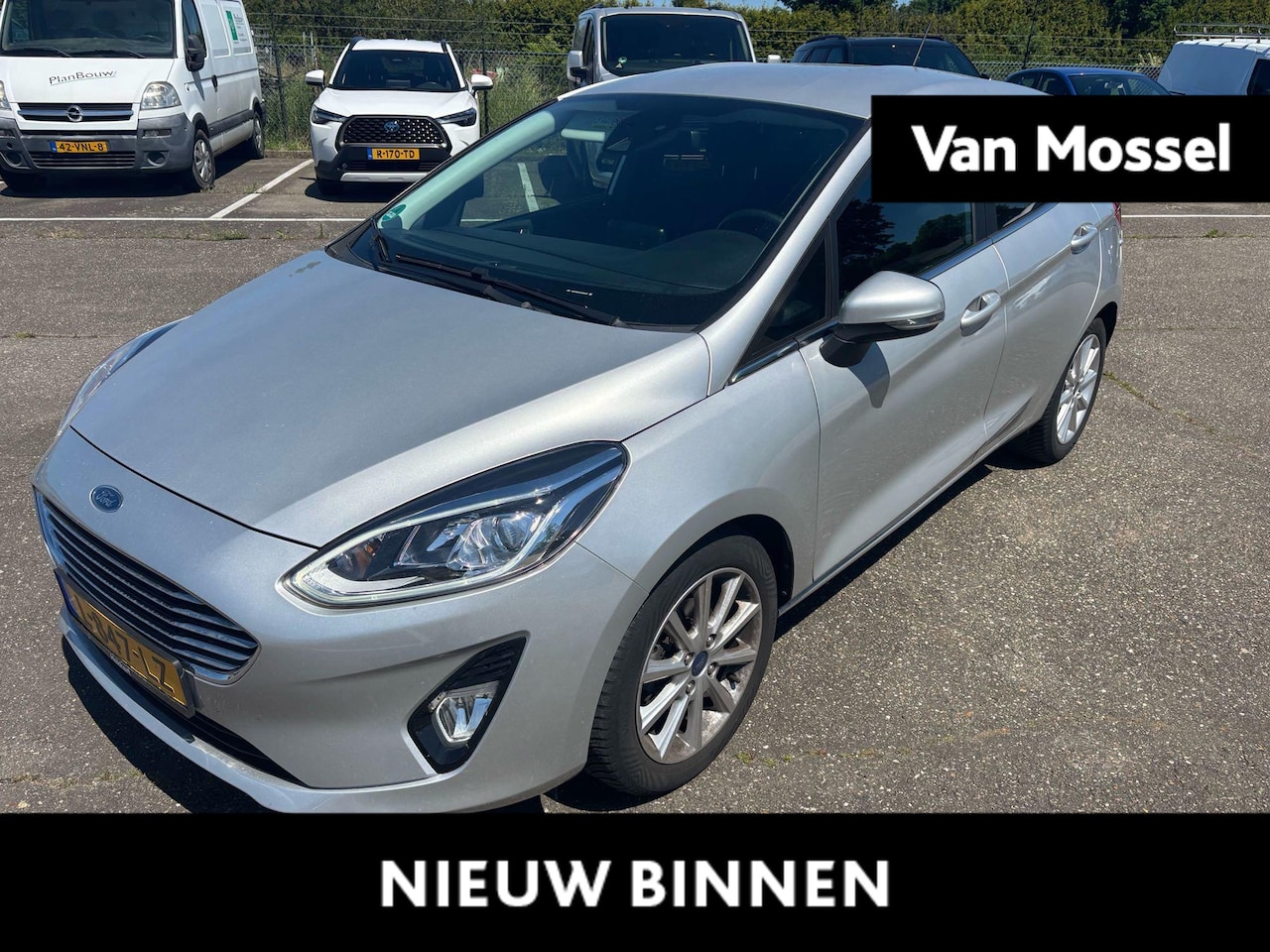 Ford Fiesta - 1.0 EcoBoost Titanium | Automaat | Parkeersensoren achter | Apple Carplay/Android Auto | C - AutoWereld.nl
