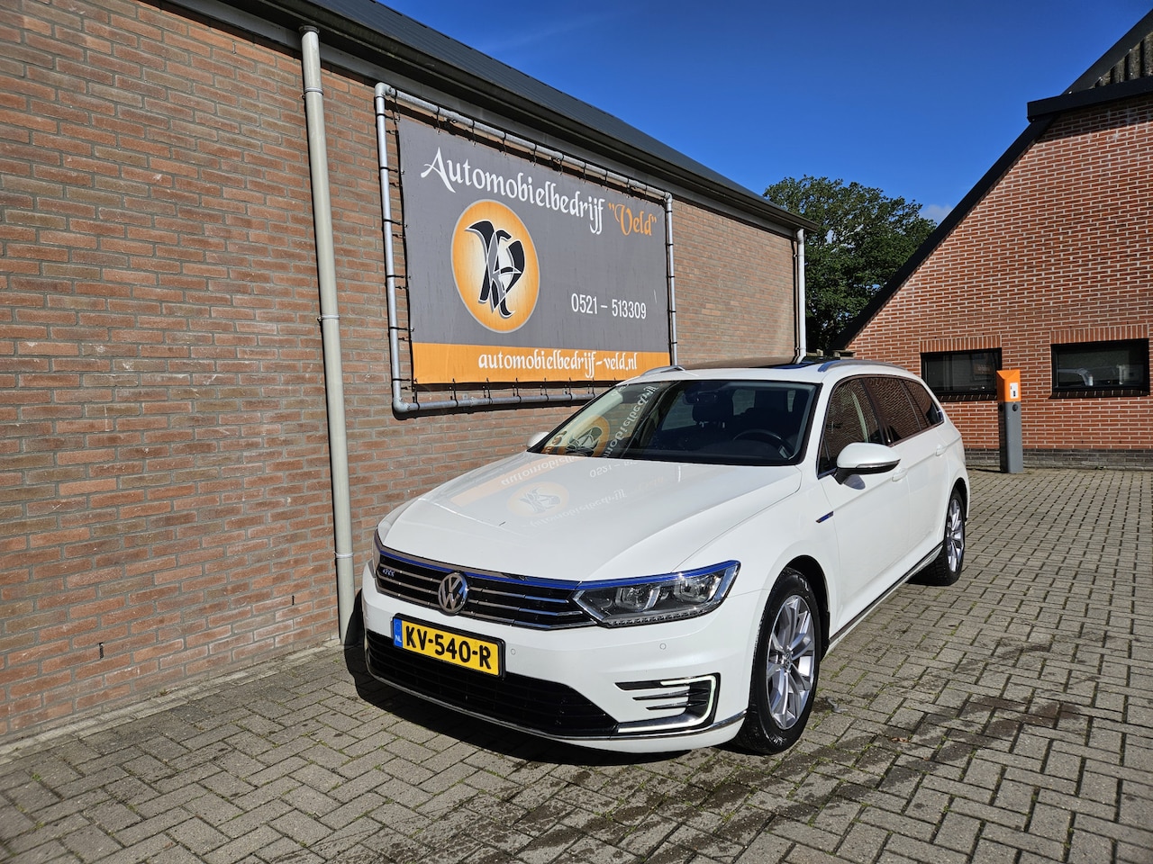 Volkswagen Passat Variant - 1.4 TSI GTE Connected Series Plus 1.4 TSI GTE Connected Series Plus - AutoWereld.nl