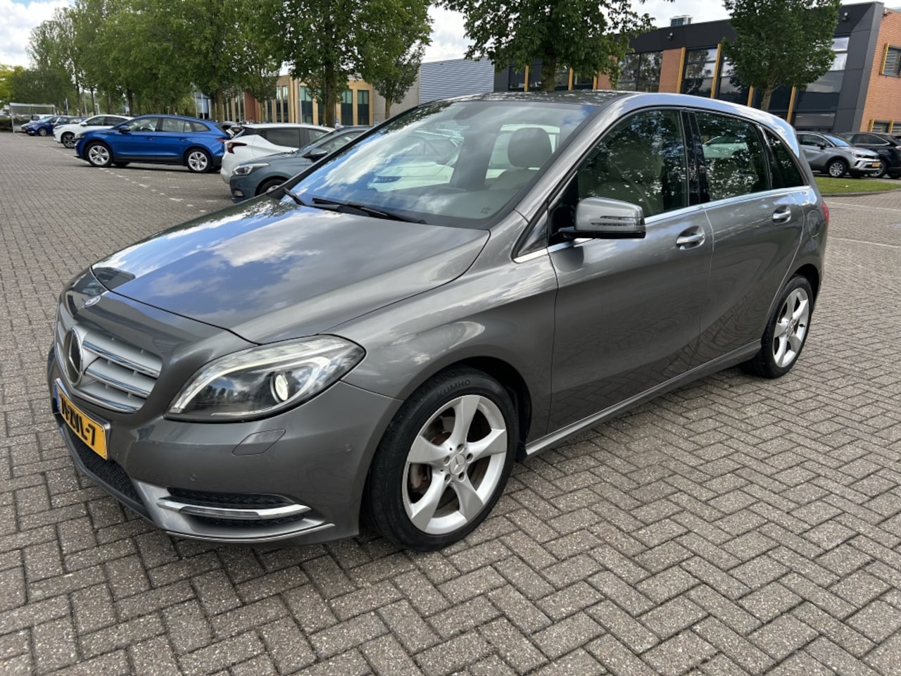 Mercedes-Benz B-klasse - 180 Ambition 180 Ambition - AutoWereld.nl