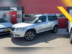 Skoda Yeti Outdoor - 1.4 TSI Greentech Edition 1STE EIG / NWE D-RIEM / TREKHAAK / NAVI / CLIMA / STOELVERW / PD