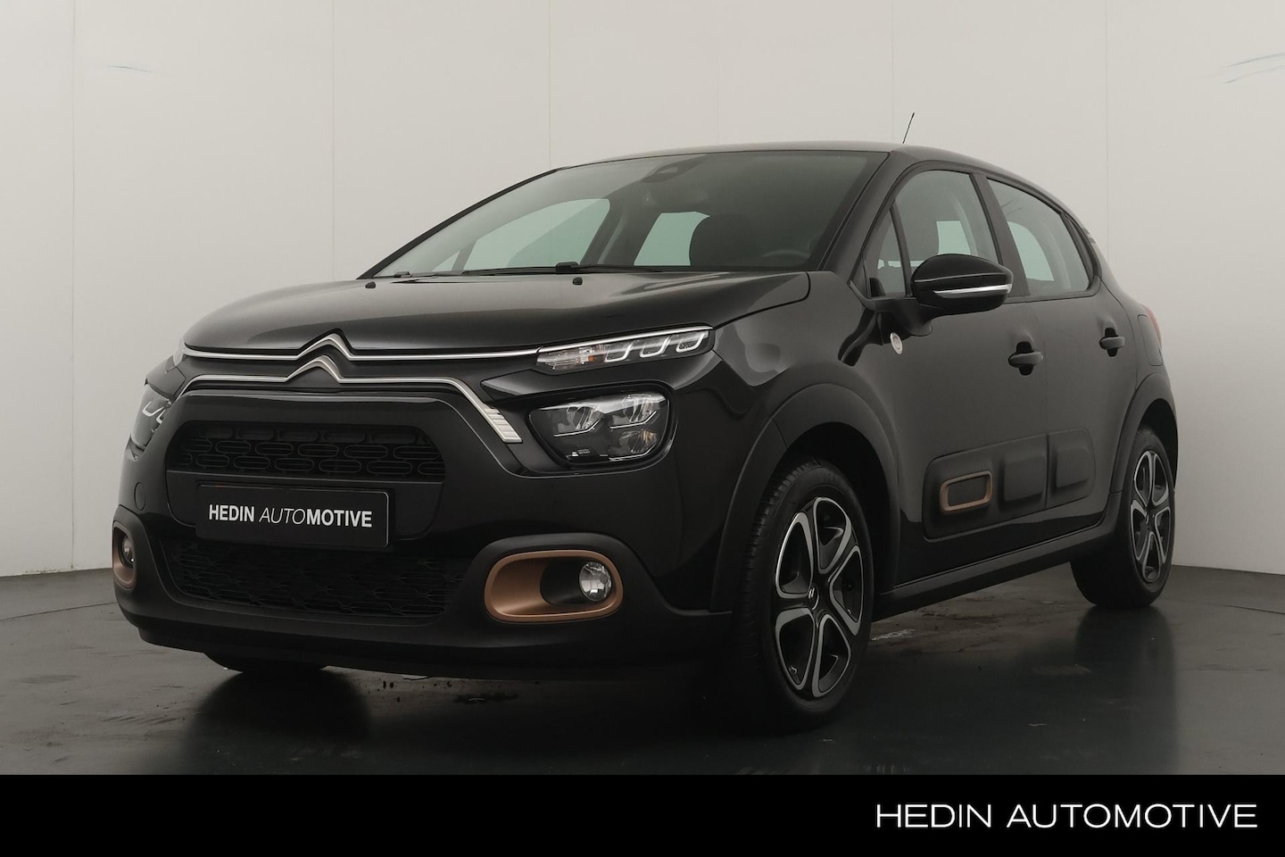 Citroën C3 - 1.2 82pk C-Series | All Season Banden | Cruise Control | Navigatie | Climate Controle | - AutoWereld.nl