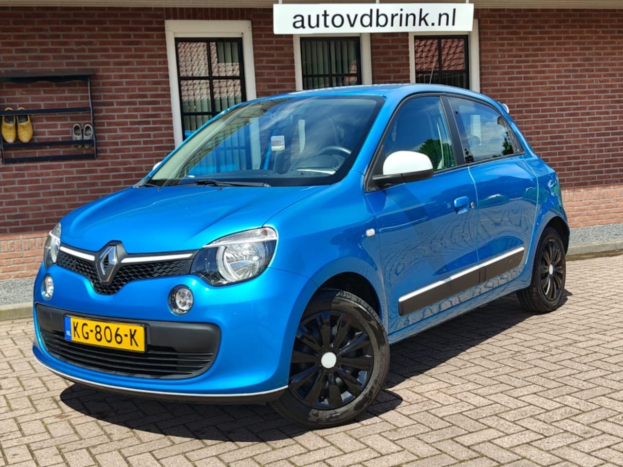 Renault Twingo - 1.0 SCe Collection 1.0 SCe Collection, CAMERA / CRUISE CONTROL / AIRCO - AutoWereld.nl