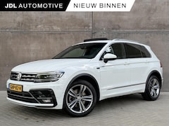 Volkswagen Tiguan - 2.0 TSI 4Motion Highline Business R | Trekhaak | Panoramadak | Dealer onderhouden | Adapti
