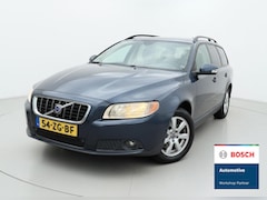 Volvo V70 - 2.5T Kinetic STOELVERWARMING - TREKHAAK - PDC