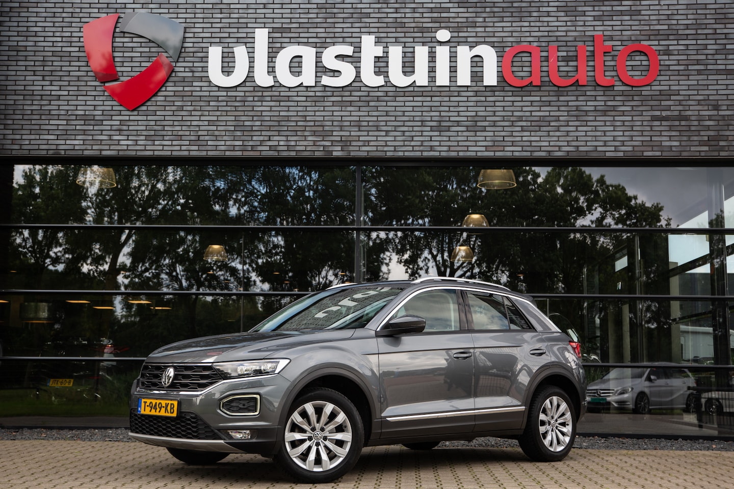 Volkswagen T-Roc - 1.5 TSI Sport 1.5 TSI Sport , Adap. cruise, Trekhaak, Stoel/stuurverwarming, - AutoWereld.nl