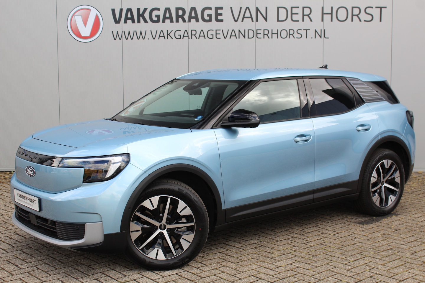 Ford Explorer - Extended Range AWD 79 kWh-250kW. Vierwielaandrijving ! Fabrieksgarantie t/m 24-10-2029 ! S - AutoWereld.nl