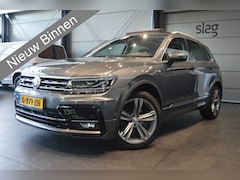 Volkswagen Tiguan - 1.5 TSI ACT R-LINE navi camera pano leer trekhaak