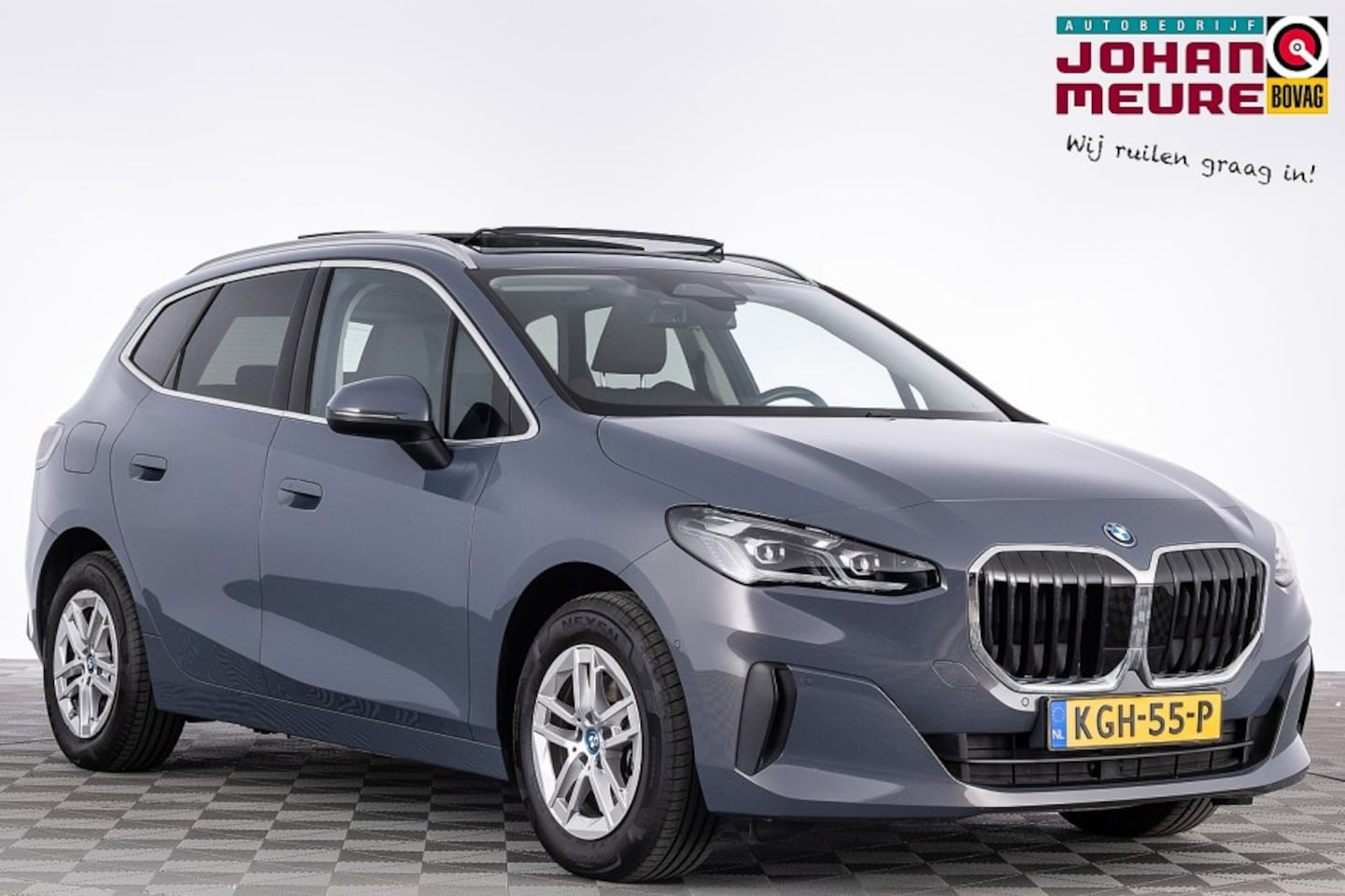 BMW 2-serie Active Tourer - 225e xDrive | PANORAMADAK | LEDER | Full LED | PHEV . - AutoWereld.nl