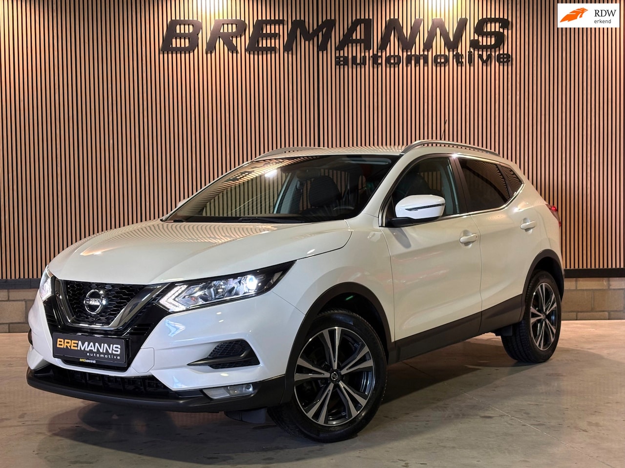 Nissan Qashqai - 1.3 DIG-T / Camera / Stoelverwarming / - AutoWereld.nl