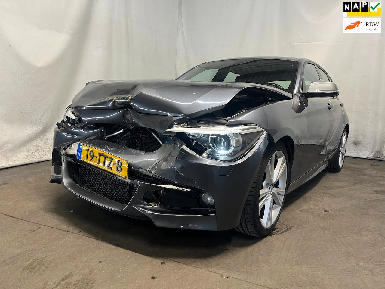 BMW 1-serie - 116i Business+ SCHADEAUTO!! - AutoWereld.nl