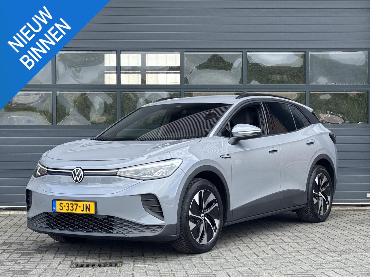 Volkswagen ID.4 - PRO 77 kWh I AUTOMAAT I WINTERPAKKET I NAVIGATIE I APPLE CARPLAY - AutoWereld.nl