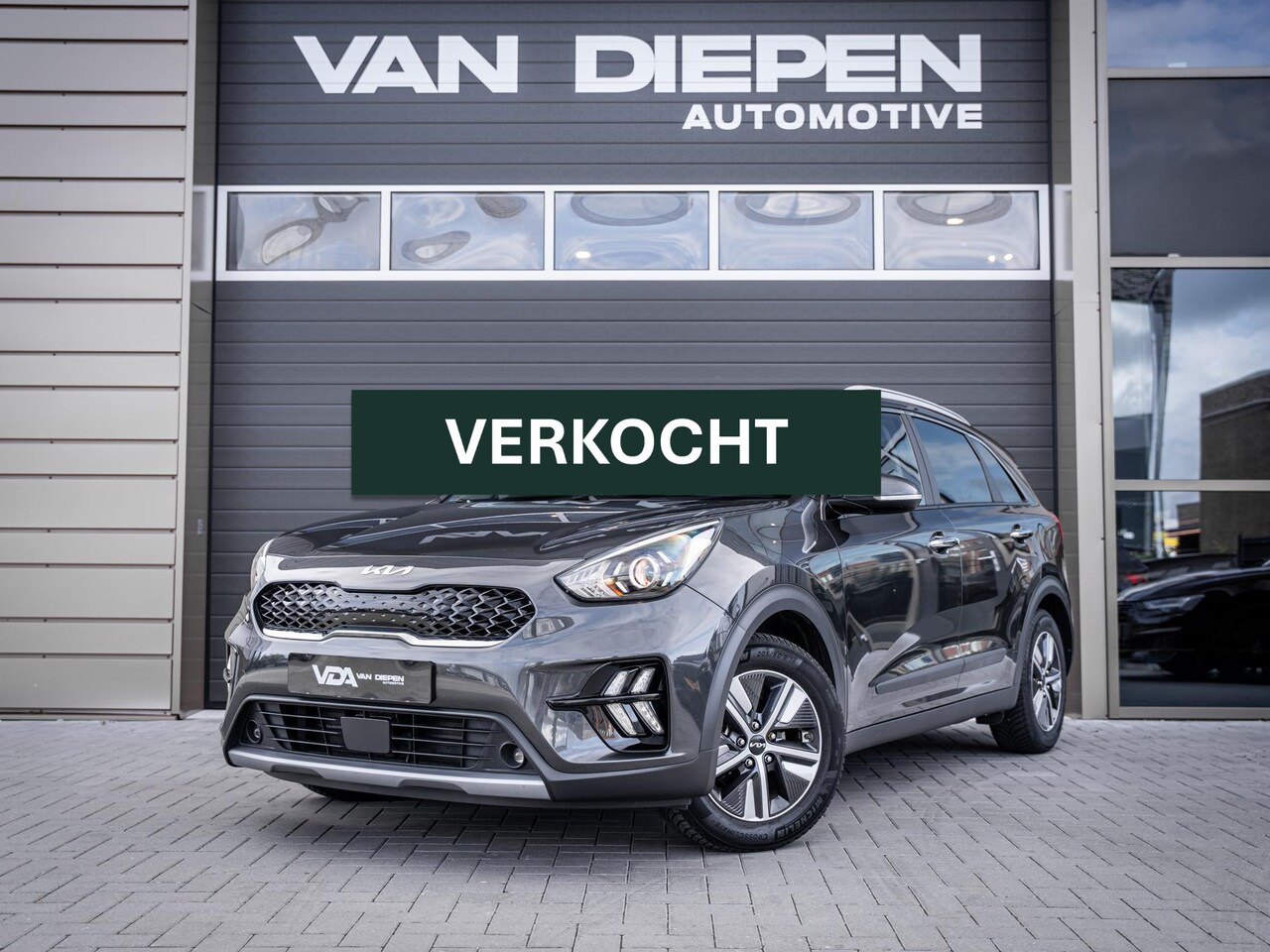 Kia Niro - 1.6 GDi Hybrid DynamicLine - Pano l NAP l ACC l Camera l Keyless - AutoWereld.nl