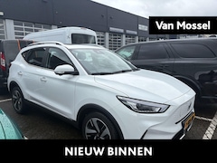 MG ZS - EV Long Range Luxury 70 kWh | Panoramadak | Apple Carplay - Android Auto | Leder | Stoelve