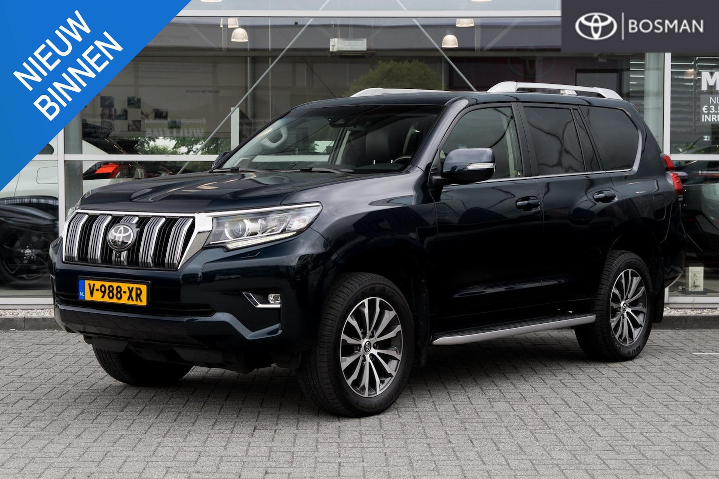 Toyota Land Cruiser - 2.8 D-4D-F Executive Blind Van 2.8 D-4D-F Executive Blind Van - AutoWereld.nl