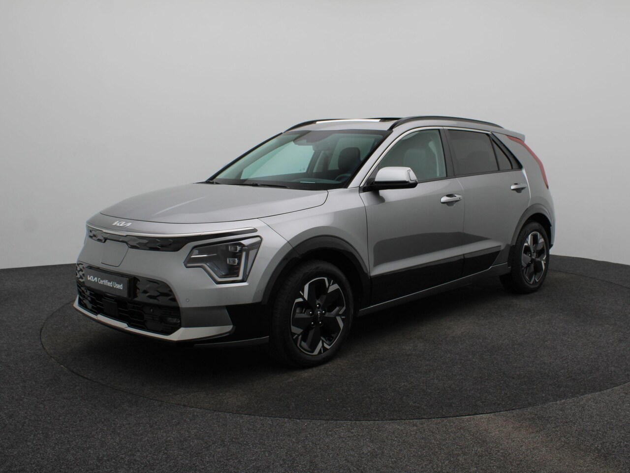 Kia Niro EV - Plus Advanced 64.8 kWh | Stoel en Stuur Verwarming | Premium Audio Harman Kardon | Elek. S - AutoWereld.nl