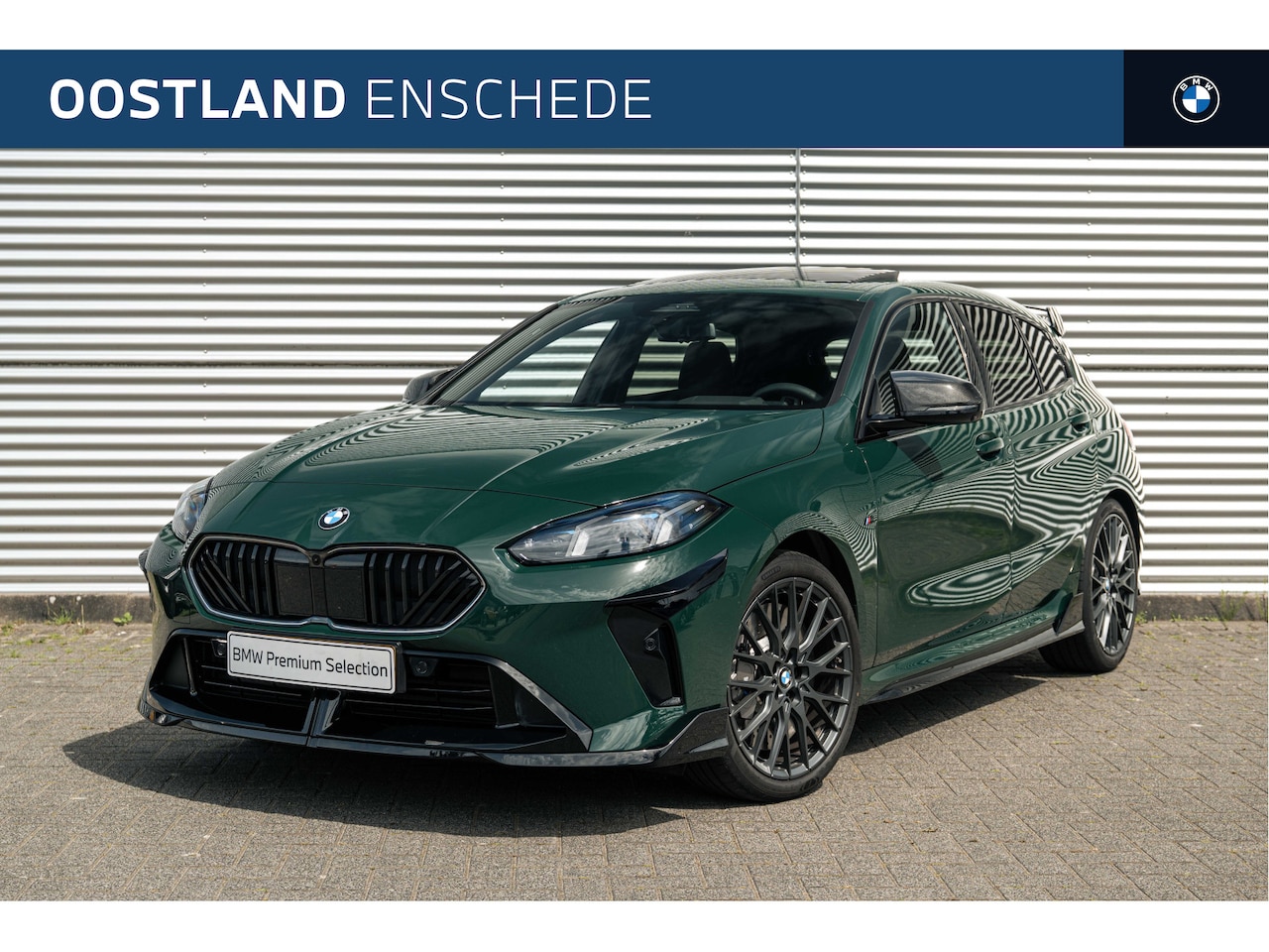 BMW 1-serie - 123 xDrive M Sport Automaat / Panoramadak / M-Performance / Sportstoelen / Head-Up / M Ada - AutoWereld.nl