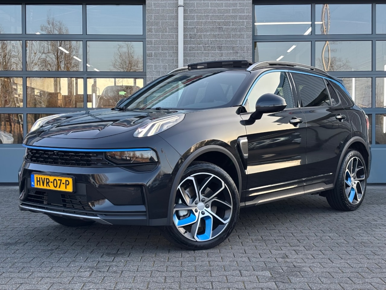 Lynk & Co 01 - 1.5 PLUG IN HYBRID |ZWARTE HEMEL|TREKHAAK| - AutoWereld.nl