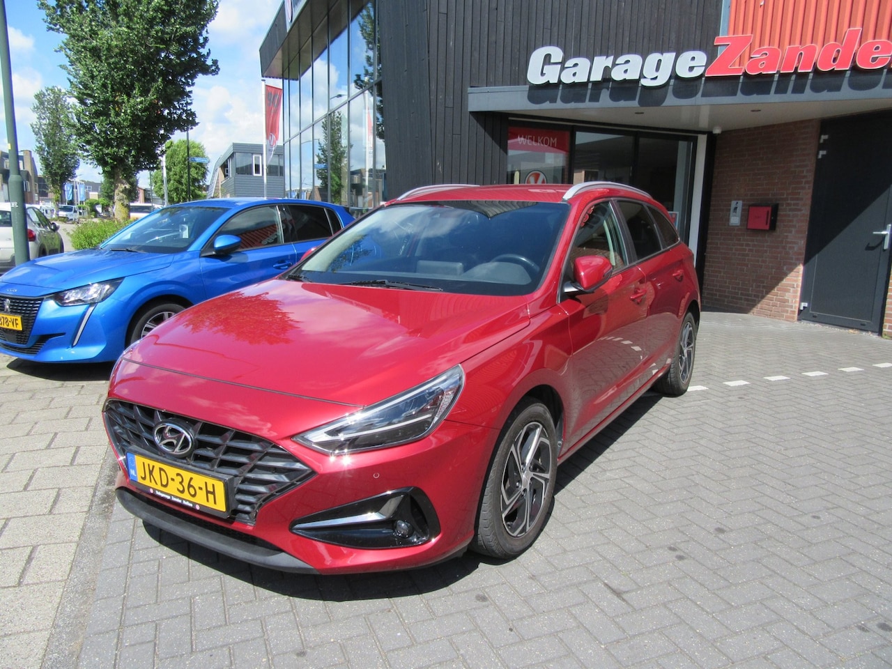 Hyundai i30 - 1.5 T-GDi MHEV Premium Sky 1.5 T-GDi MHEV Premium Sky - AutoWereld.nl