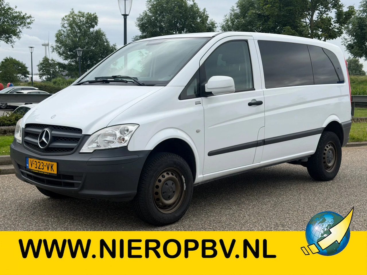 Mercedes-Benz Vito - 113CDI L1H1 4X4 Automaat Airco Trekhaak 186000KM - AutoWereld.nl