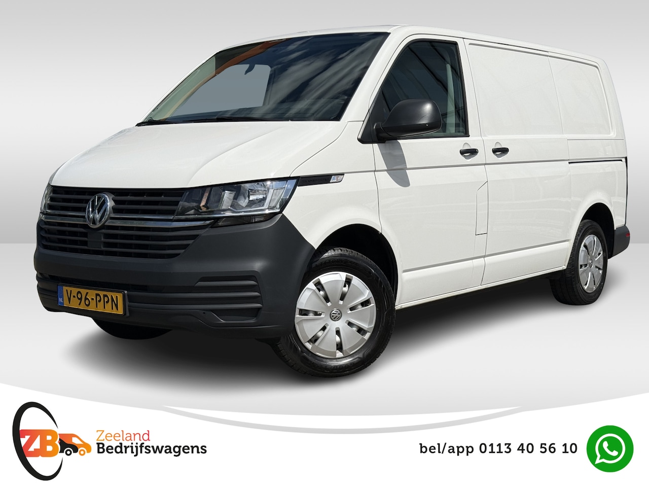 Volkswagen Transporter - 2.0 TDI L1H1 30 Comfortline | 2X Schuifd. | ACC | Carplay | Camera | Trekhaak | Navi - AutoWereld.nl