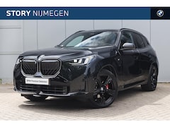 BMW X3 - 30e xDrive M Sport Automaat / Panoramadak / Trekhaak / Sportstoelen / Adaptieve LED / Comf