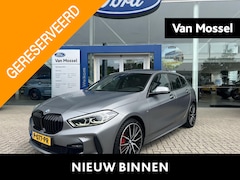 BMW 1-serie - 118i Executive | M-Sport | 19-Inch | BMW-Individual Frozen Grey | Panodak | Stoelverwarmin