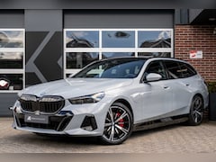 BMW 5-serie Touring - 550e xDrive M Sport Pro | Panorama | Harman/Kardon | Driving Ass. Plus | 360 Camera | 4-Wi
