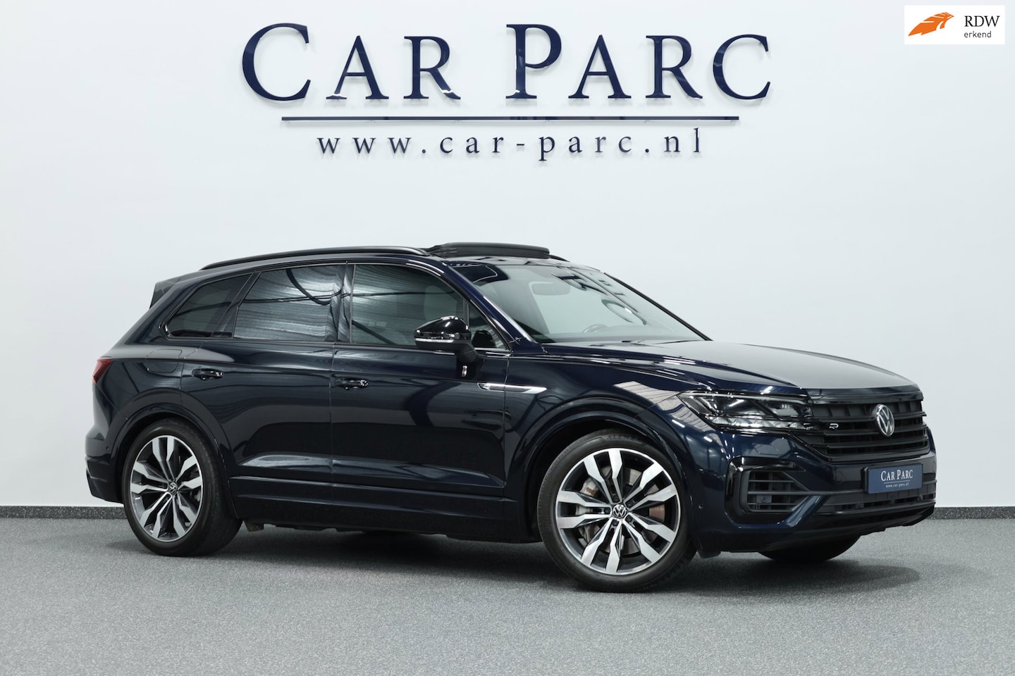 Volkswagen Touareg - 3.0 TSi eHybrid 4MOTION R-line LED/VIRTUAL/PANO/LEER+S.VERKOELING+MEMORY/21" LMV/360 CAM/A - AutoWereld.nl