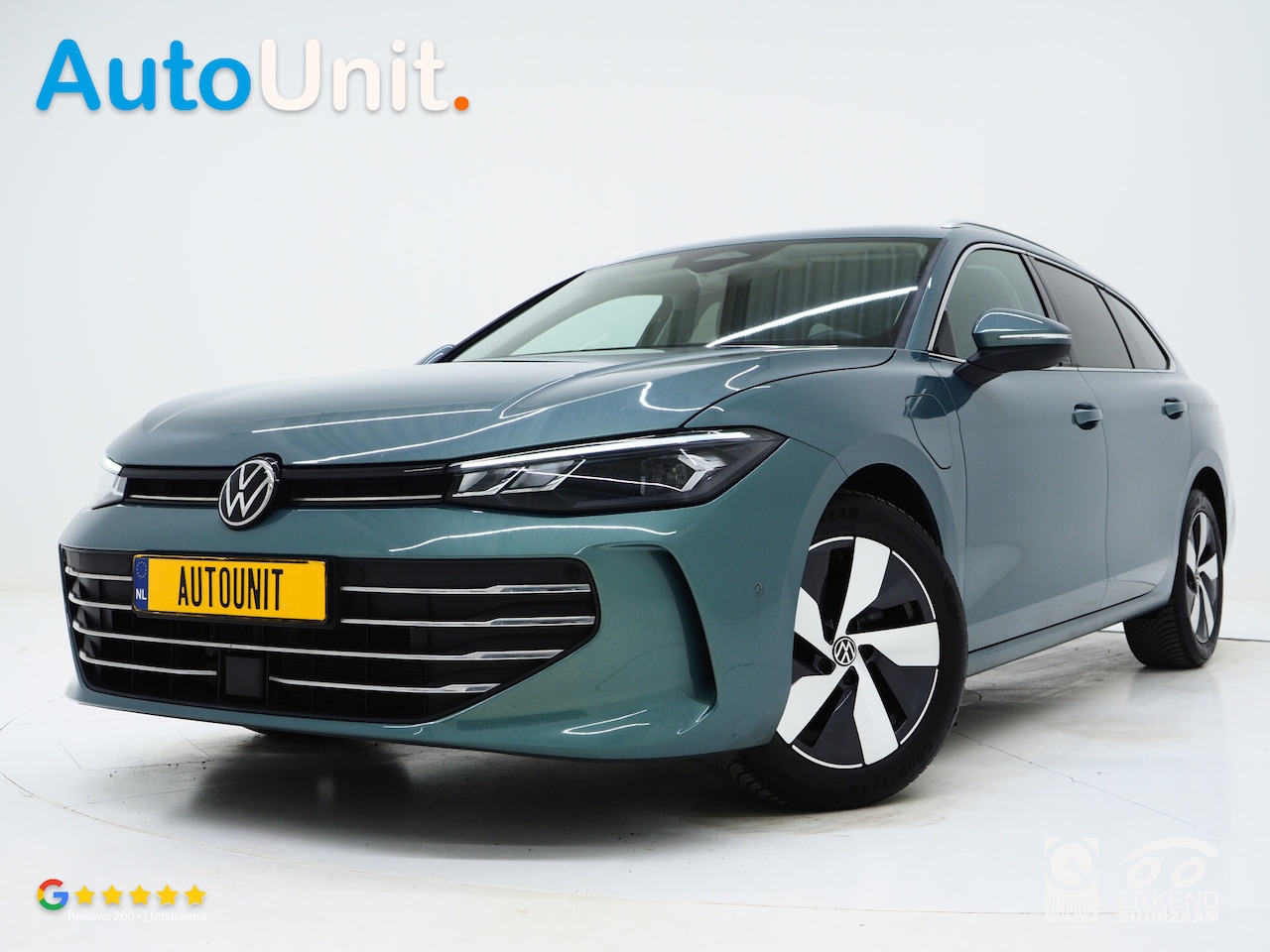 Volkswagen Passat Variant - 1.5 eHybrid 204PK | Leder/Alcantara | Massage | Trekhaak | HUD | Camera | Adaptive Cruise - AutoWereld.nl