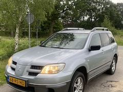 Mitsubishi Outlander - 2.0 Invite plus