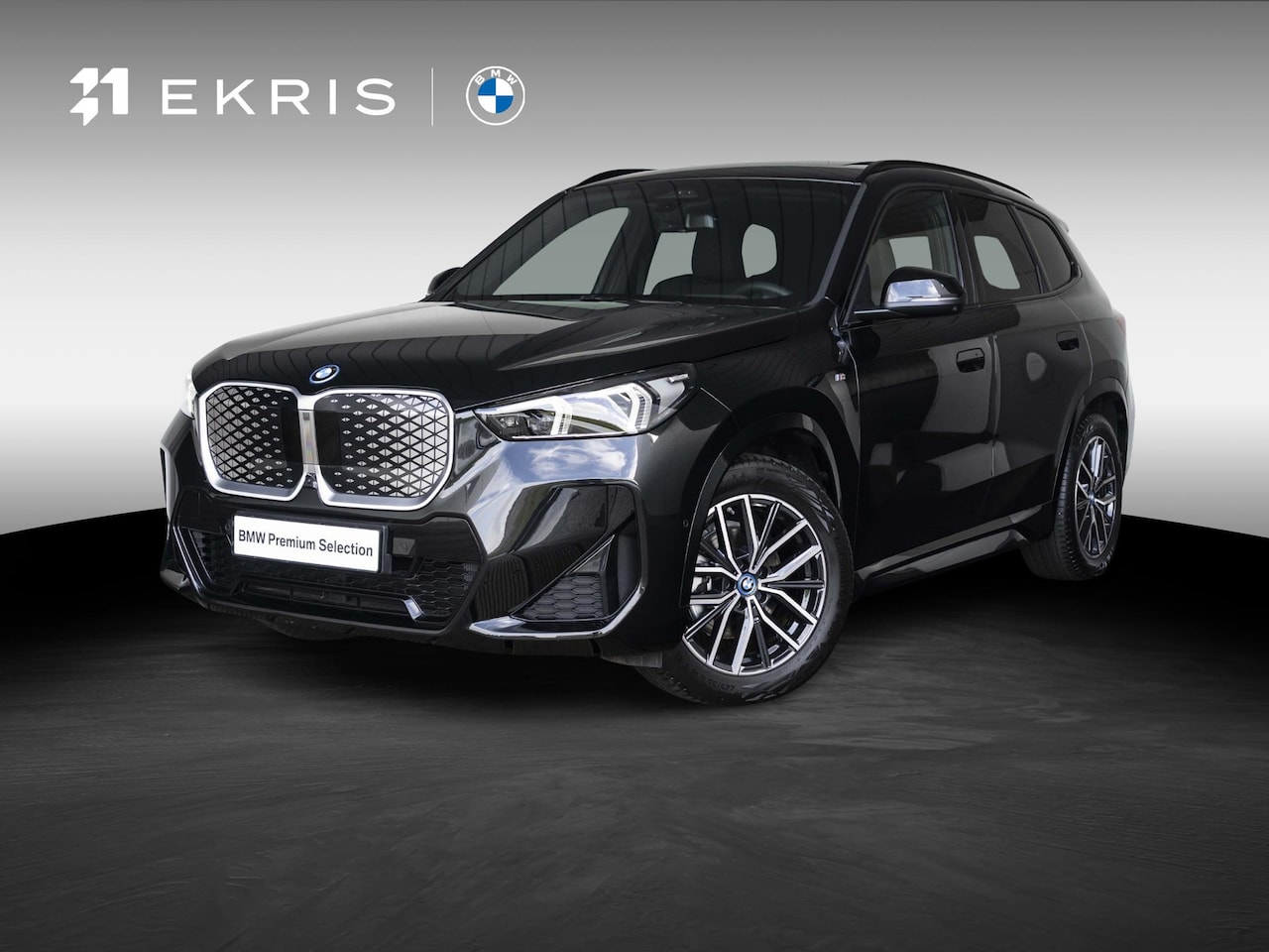 BMW iX1 - eDrive20 | M Sportpakket | Innovation Pack | Comfort Access | Panoramadak | Stoelverwarmin - AutoWereld.nl
