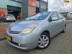 Toyota Prius - 1.5 VVT-i Tech Edition GARANTIE