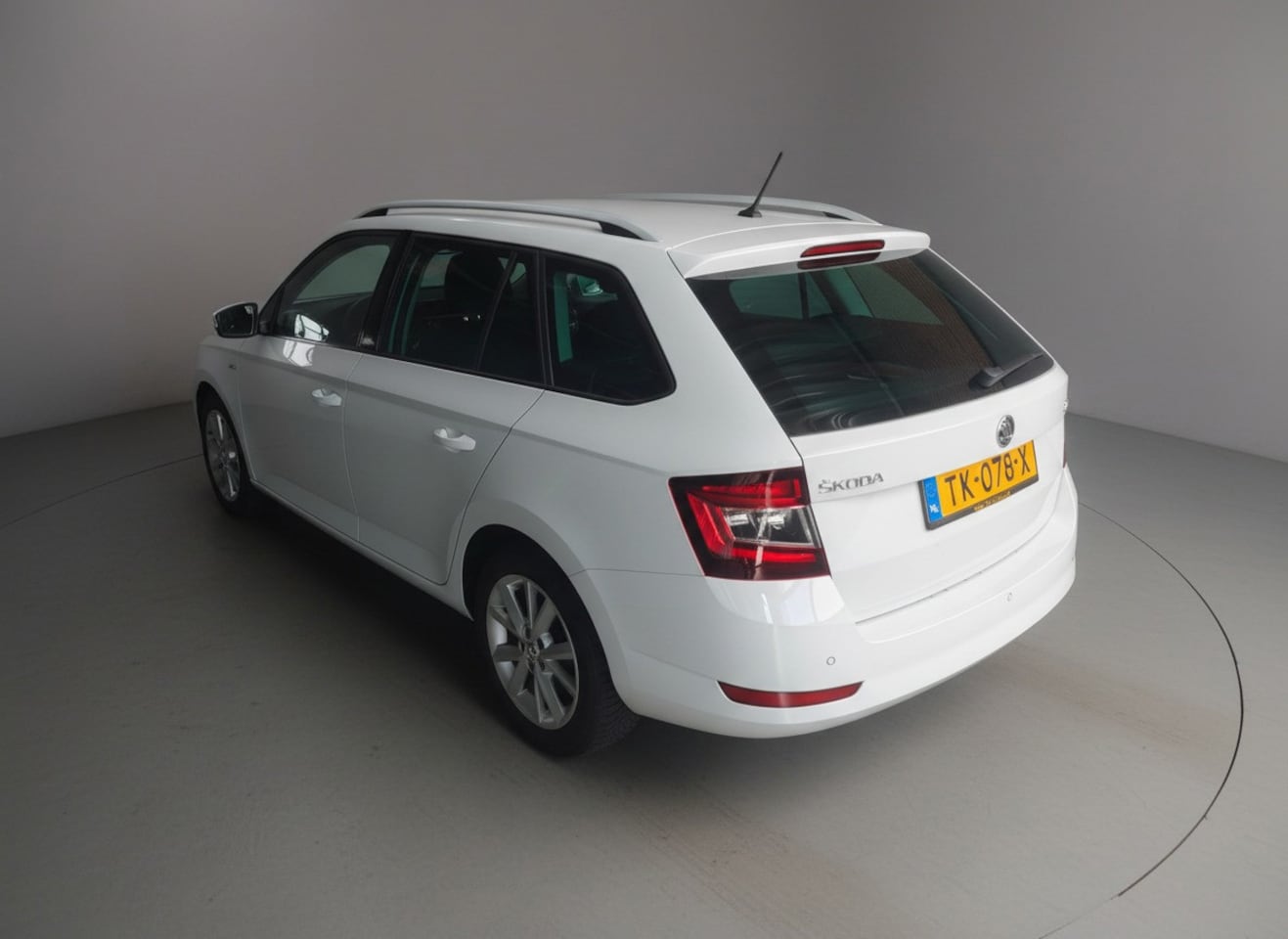 Skoda Fabia Combi - 1.0 TSI Clever 1.0 TSI Clever, Clima, PDC, Cruise, LM, Led, Xenon, NAP