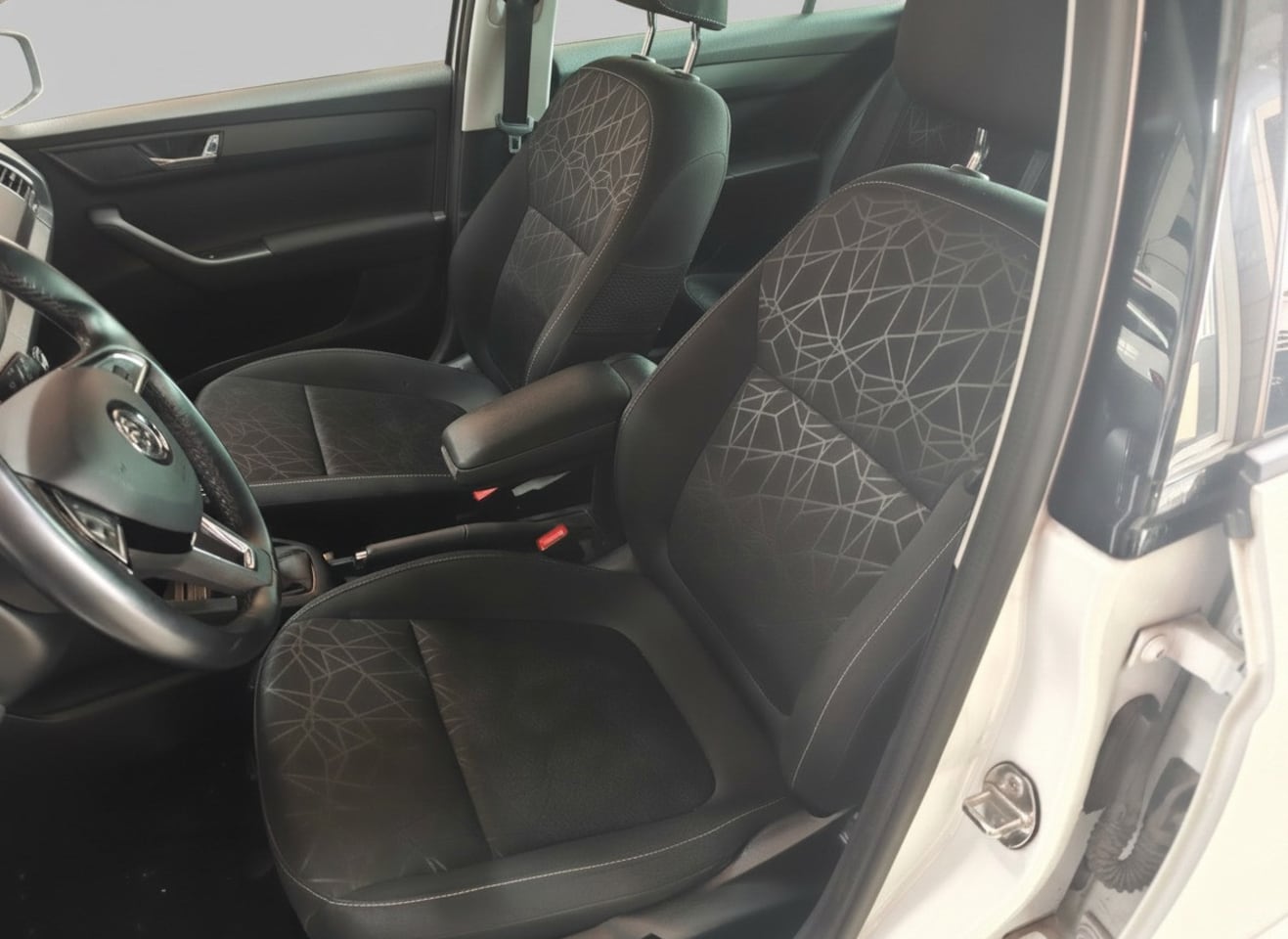 Skoda Fabia Combi - 1.0 TSI Clever 1.0 TSI Clever, Clima, PDC, Cruise, LM, Led, Xenon, NAP