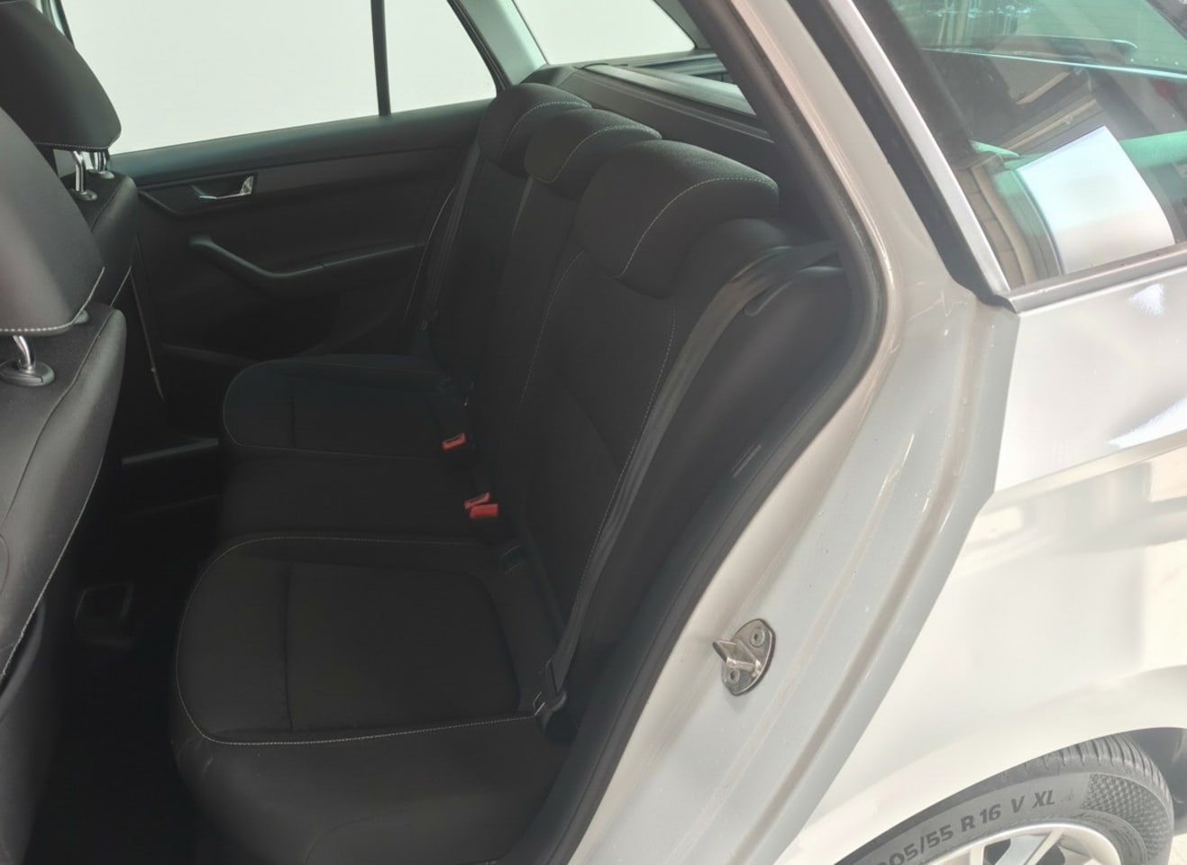 Skoda Fabia Combi - 1.0 TSI Clever 1.0 TSI Clever, Clima, PDC, Cruise, LM, Led, Xenon, NAP