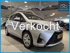 Toyota Yaris - 1.5 Hybrid Dynamic, Camera, Climate control airco