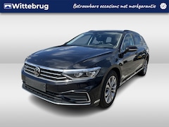 Volkswagen Passat Variant - 1.4 TSI PHEV 218pk GTE DSG Automaat Stoelverwarming / Parkeersensoren / Navigatie / LED Ma