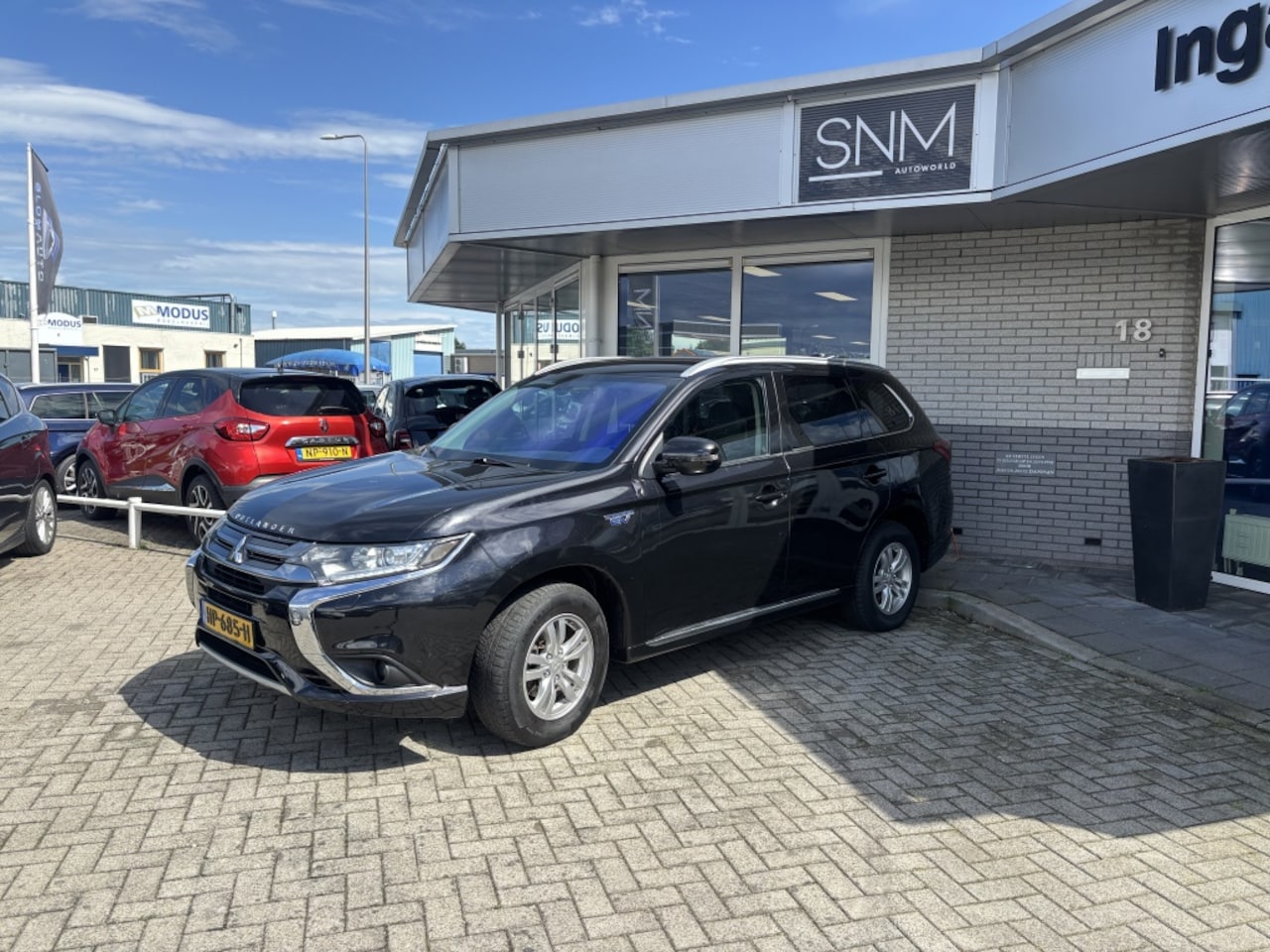 Mitsubishi Outlander - 2.0 PHEV Bns. Ed. - AutoWereld.nl