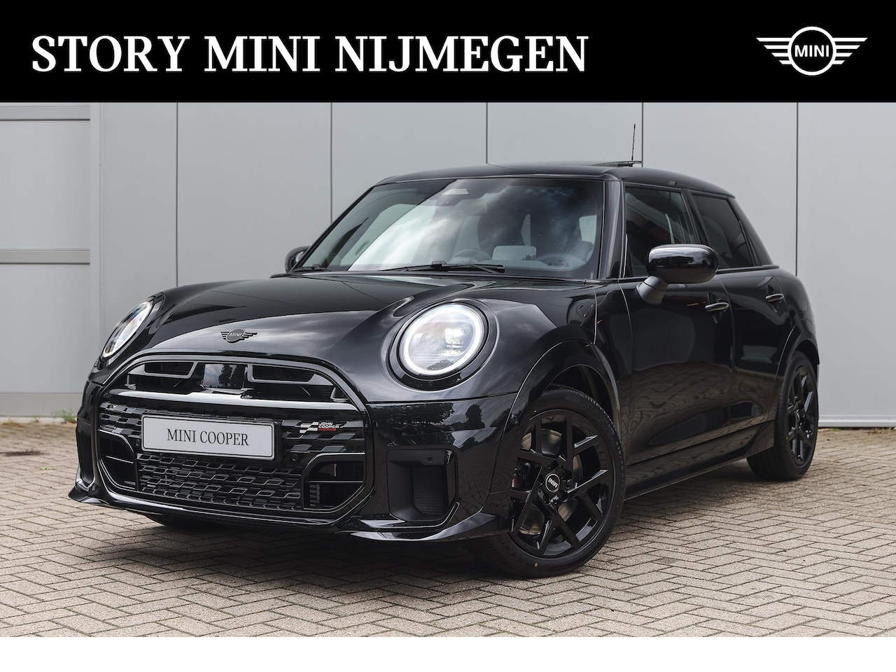 MINI 5-Deurs - Hatchback Cooper C / JCW / Pakket M / 17" John Cooper Works Sprint Spoke black - AutoWereld.nl